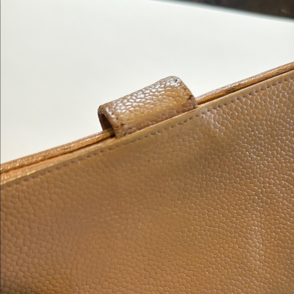 Chanel Wallet - Picture 5 of 14